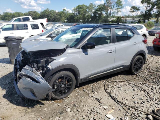  Salvage Nissan Kicks