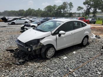  Salvage Ford Fiesta