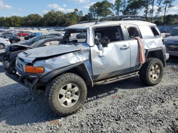  Salvage Toyota FJ Cruiser