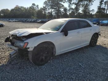  Salvage Chrysler 300