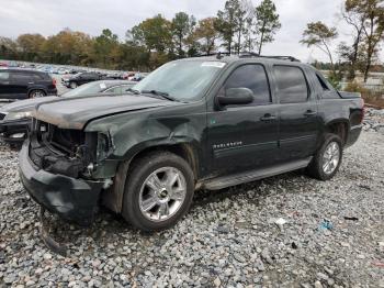  Salvage Chevrolet Avalanche