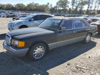  Salvage Mercedes-Benz 560-Class