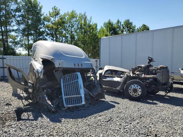  Salvage Freightliner Cascadia 1