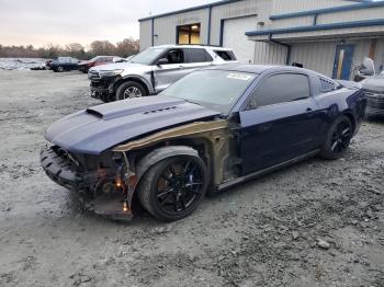  Salvage Ford Mustang