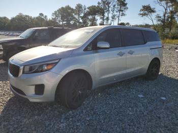  Salvage Kia Sedona