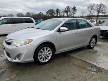  Salvage Toyota Camry