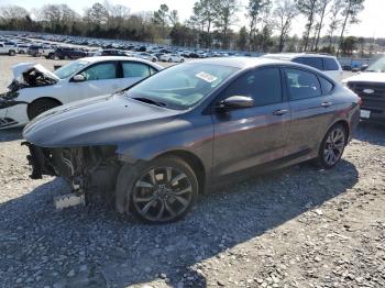  Salvage Chrysler 200