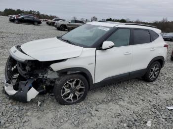  Salvage Kia Seltos