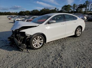  Salvage Chrysler 200