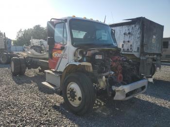  Salvage Freightliner M2 106 Med