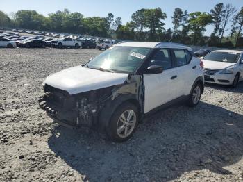  Salvage Nissan Kicks