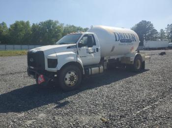  Salvage Ford F-750