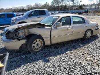  Salvage Lincoln Towncar