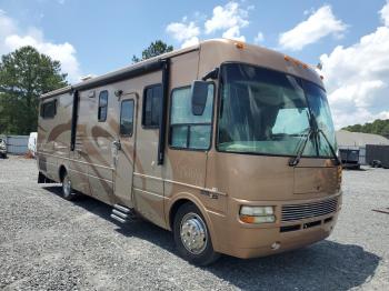 Salvage Workhorse Custom Cha Motorhome
