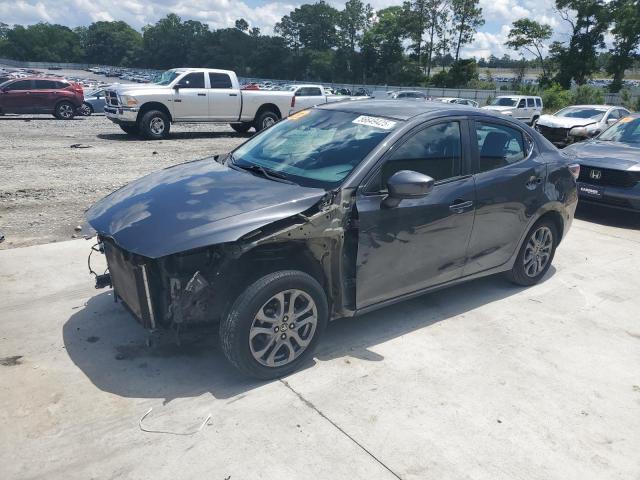 Salvage Toyota Yaris