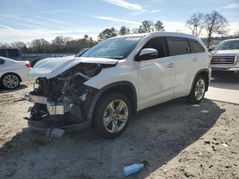  Salvage Toyota Highlander
