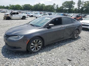  Salvage Chrysler 200