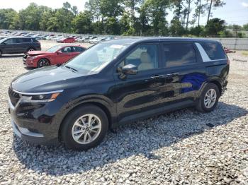  Salvage Kia Carnival