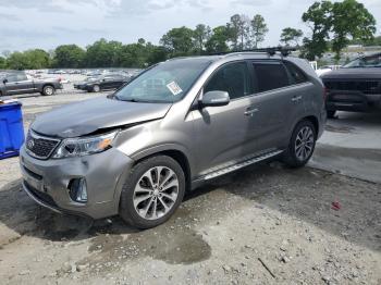  Salvage Kia Sorento