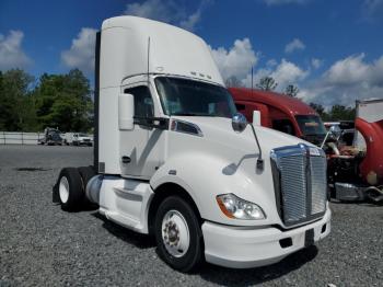  Salvage Kenworth T680