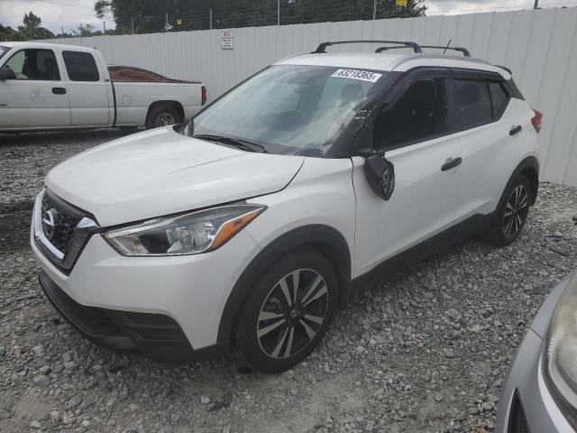  Salvage Nissan Kicks