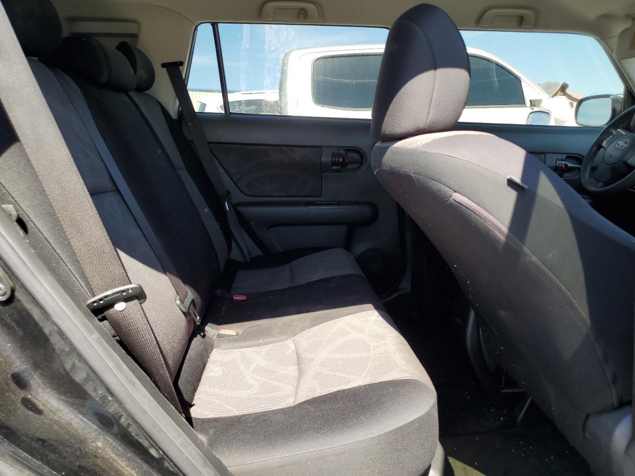 Toyota Scion Image 10