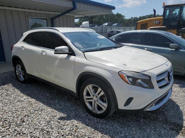  Salvage Mercedes-Benz GLA
