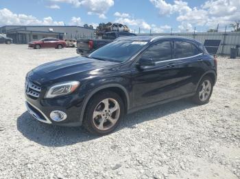  Salvage Mercedes-Benz GLA