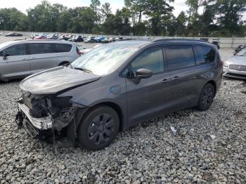  Salvage Chrysler Pacifica