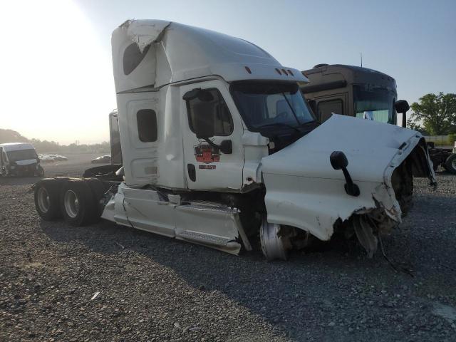  Salvage Freightliner Cascadia 125