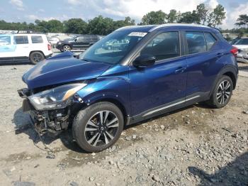 Salvage Nissan Kicks