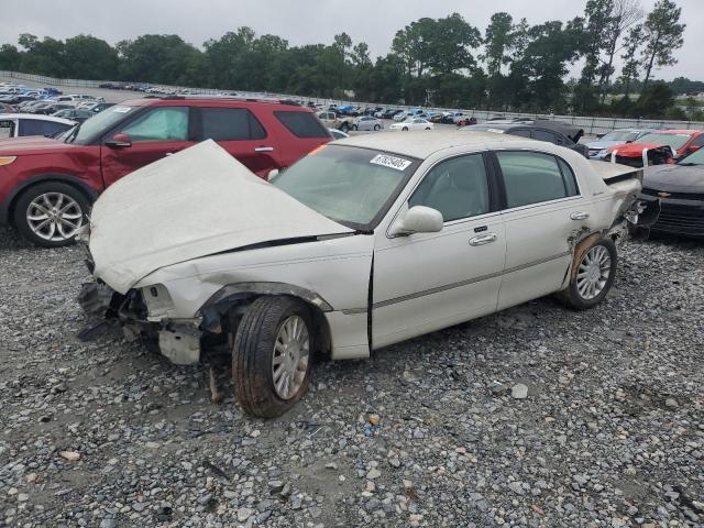  Salvage Lincoln Towncar