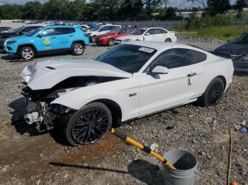  Salvage Ford Mustang