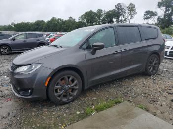  Salvage Chrysler Pacifica