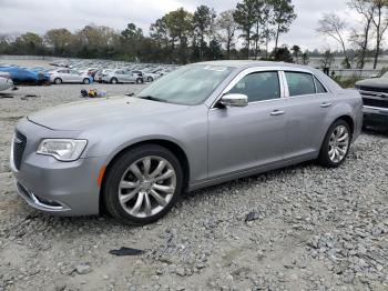  Salvage Chrysler 300