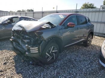  Salvage Nissan Kicks