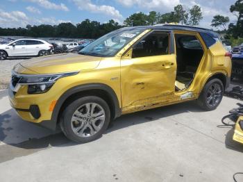  Salvage Kia Seltos
