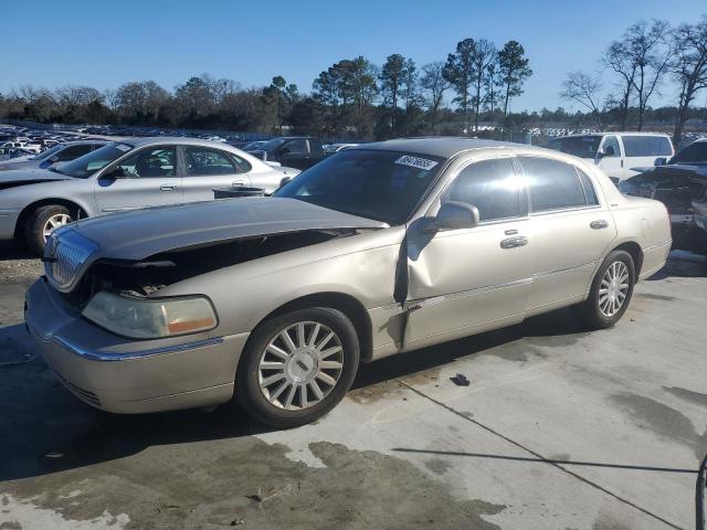  Salvage Lincoln Towncar