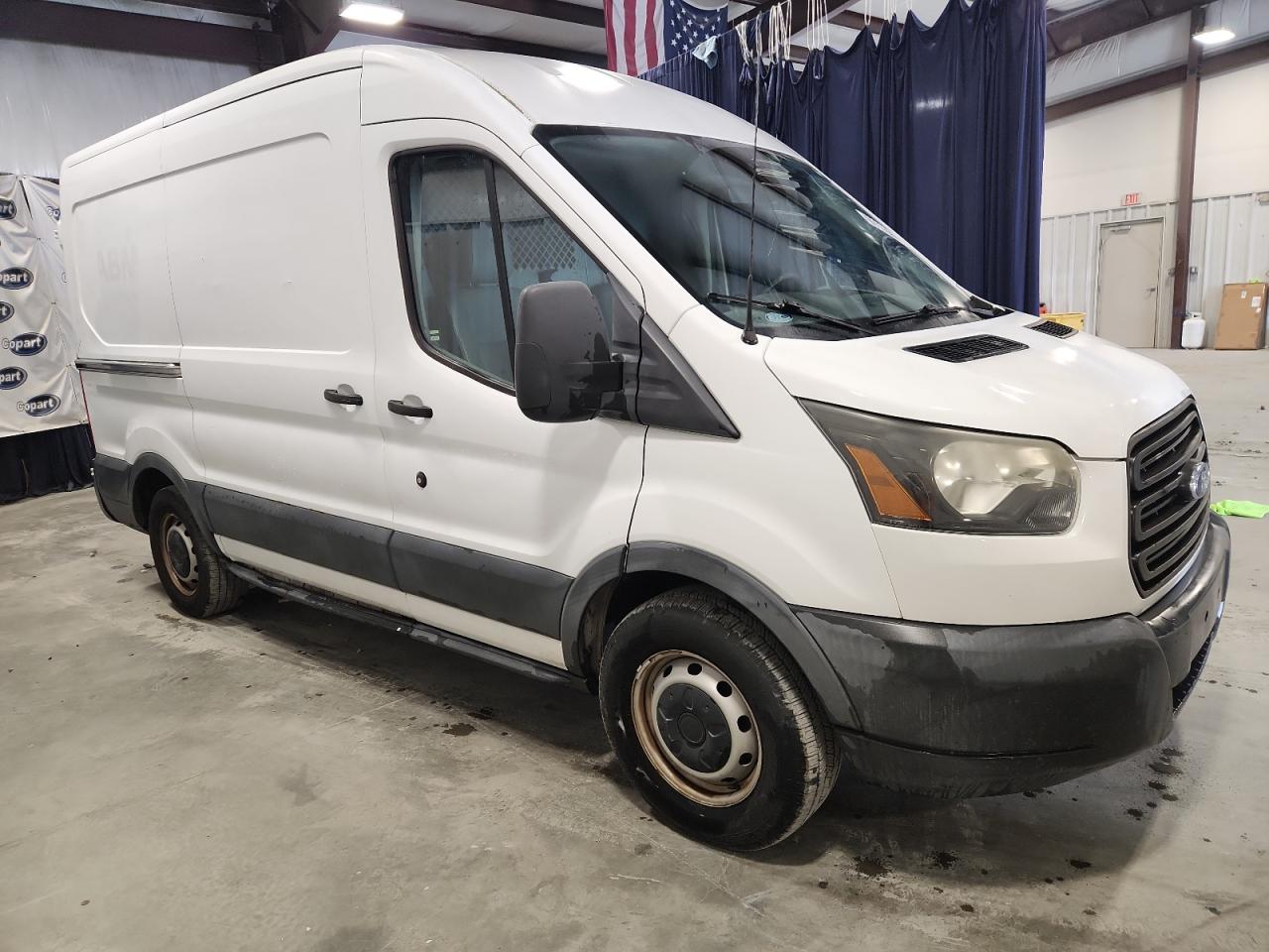Ford Transit T-150 Image 9