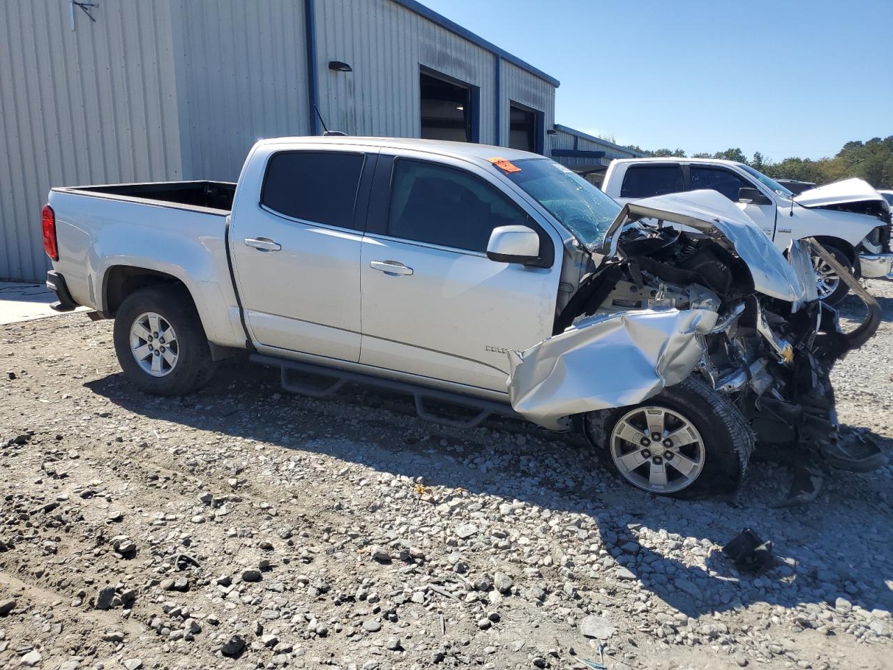 Chevrolet Colorado Image 2