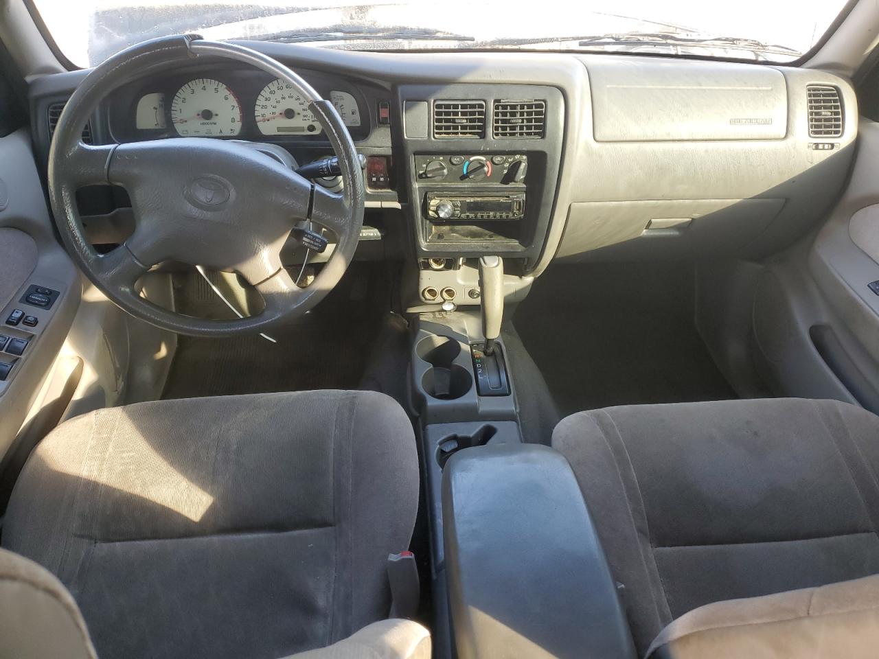 Toyota Tacoma Double Cab Prerunner Image 4