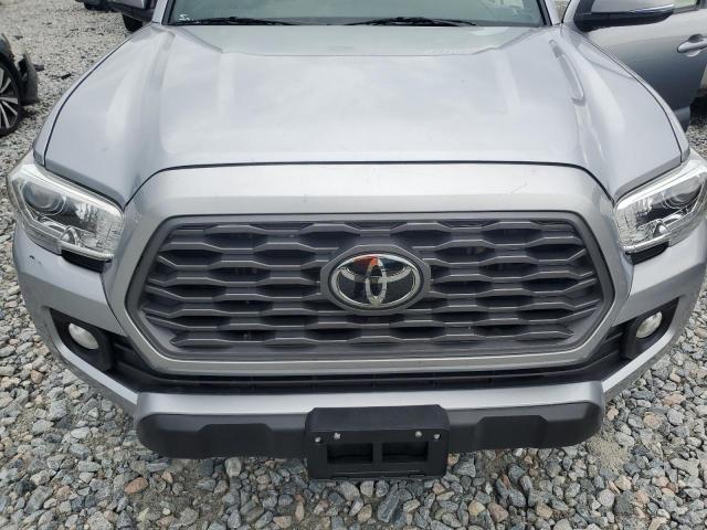 Toyota Tacoma Double Cab Image 10
