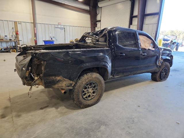 Toyota Tacoma Double Cab Image 4