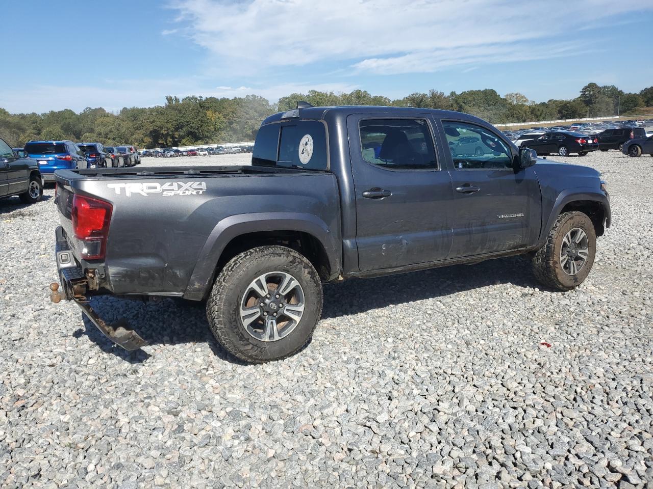 Toyota Tacoma Double Cab Image 7