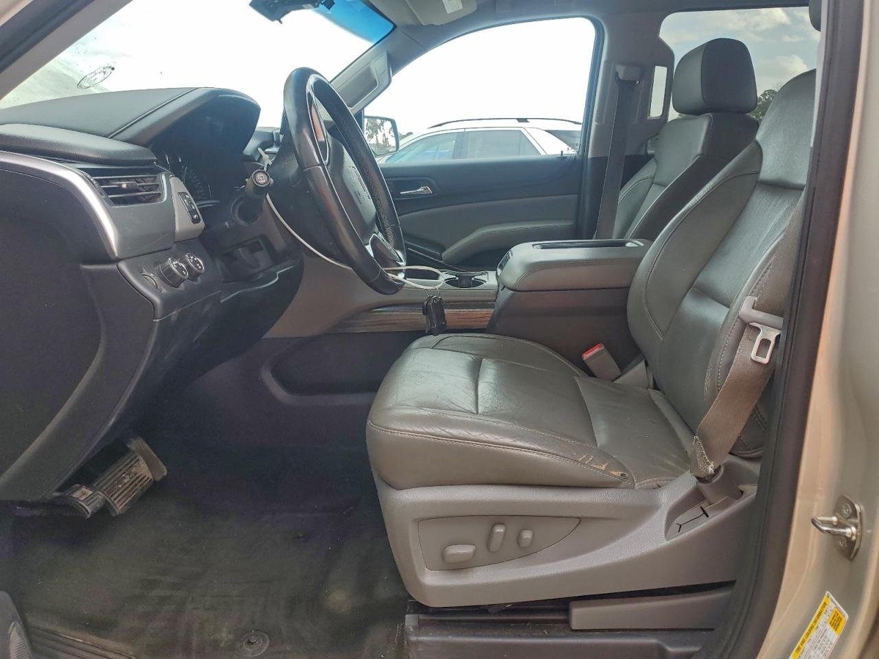 Chevrolet Tahoe K1500 Lt Image 3