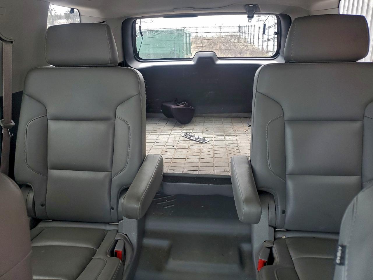 Chevrolet Tahoe K1500 Lt Image 12