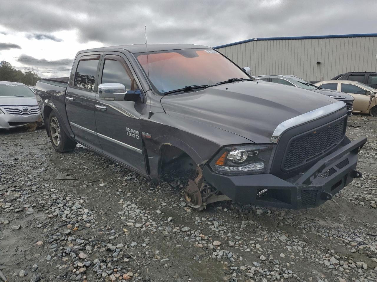 Ram 1500 Laramie Image 5