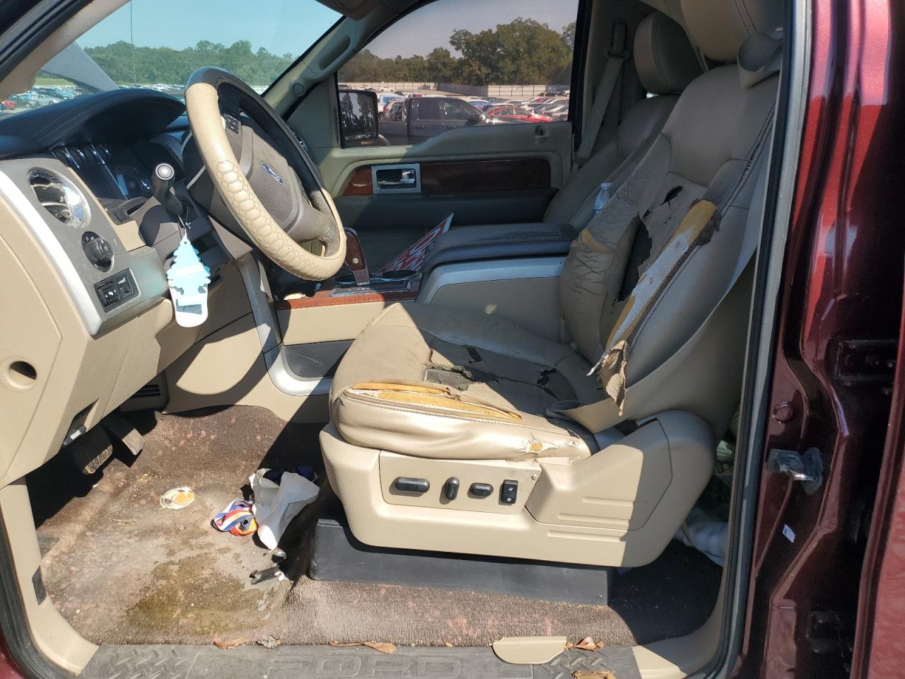 Ford F-150 Supercrew Image 11