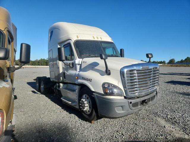  Salvage Freightliner Cascadia