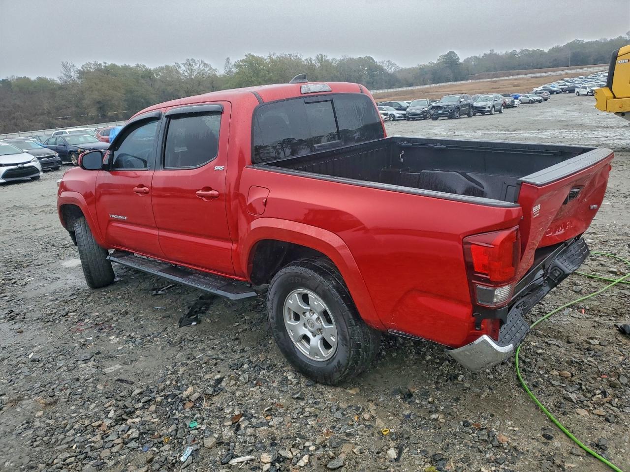 Toyota Tacoma Double Cab Image 3